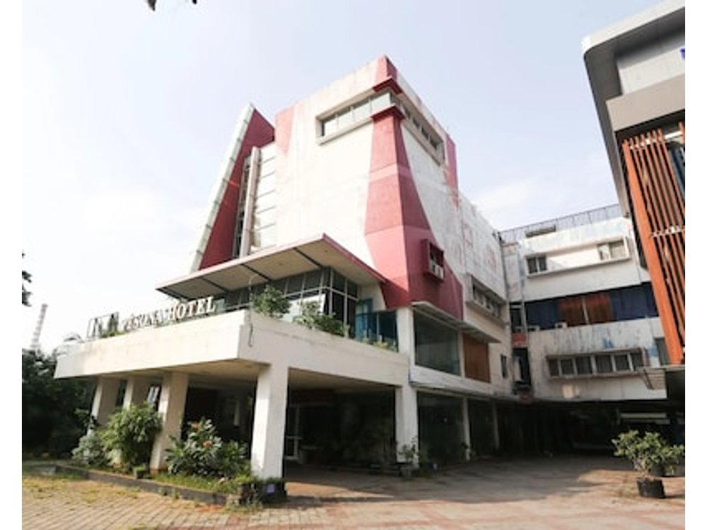 Capital O 94599 Hotel O Near Pollux Mall Cikarang