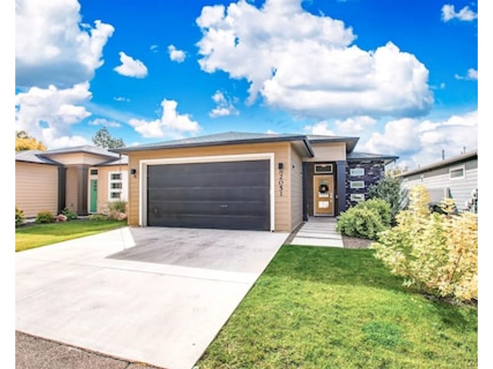 Gorgeous & Secluded 3BD 2BA Getaway by The Village at Meridian