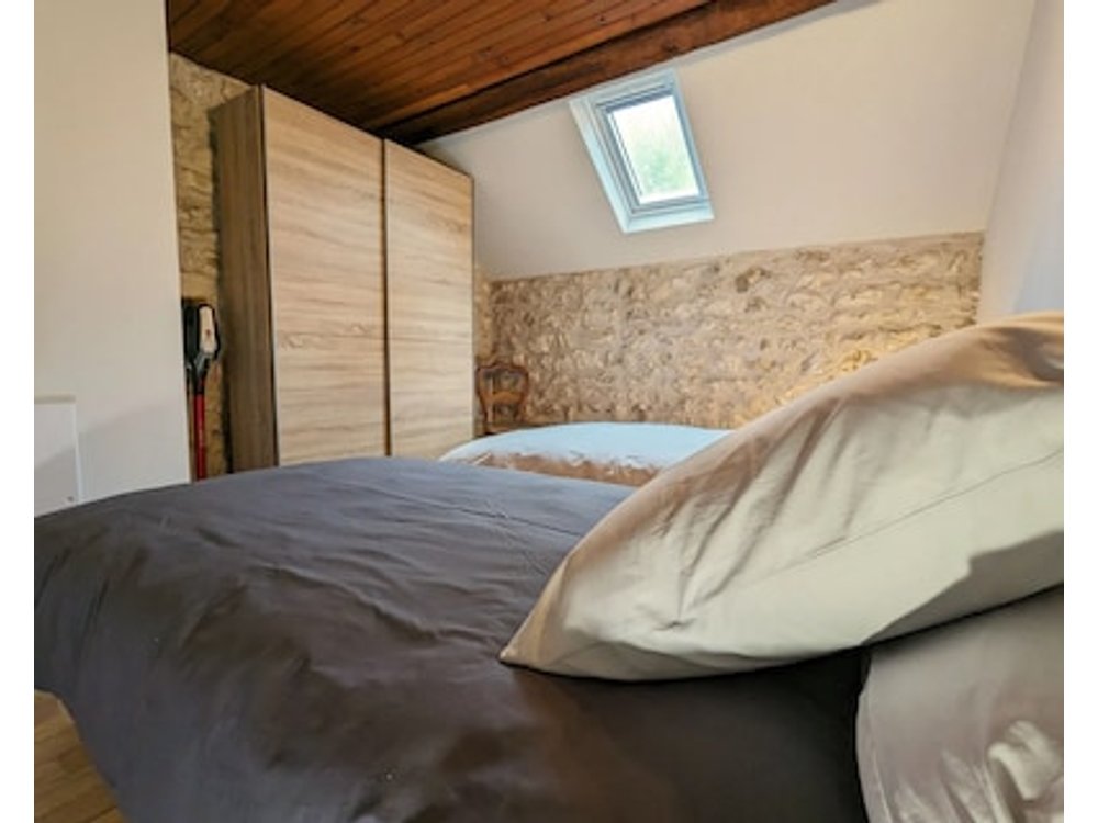 Gite Saint-aigny 3 Bedrooms 6 Persons