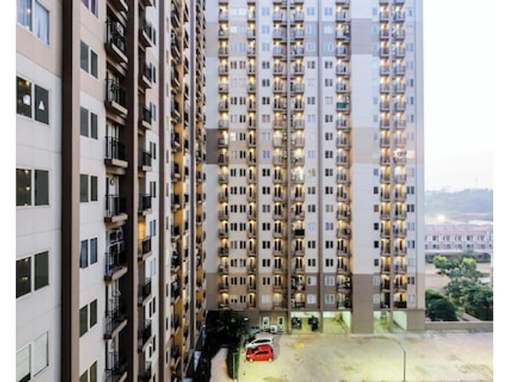Comfort And Modern Studio Podomoro Golf View Apartment