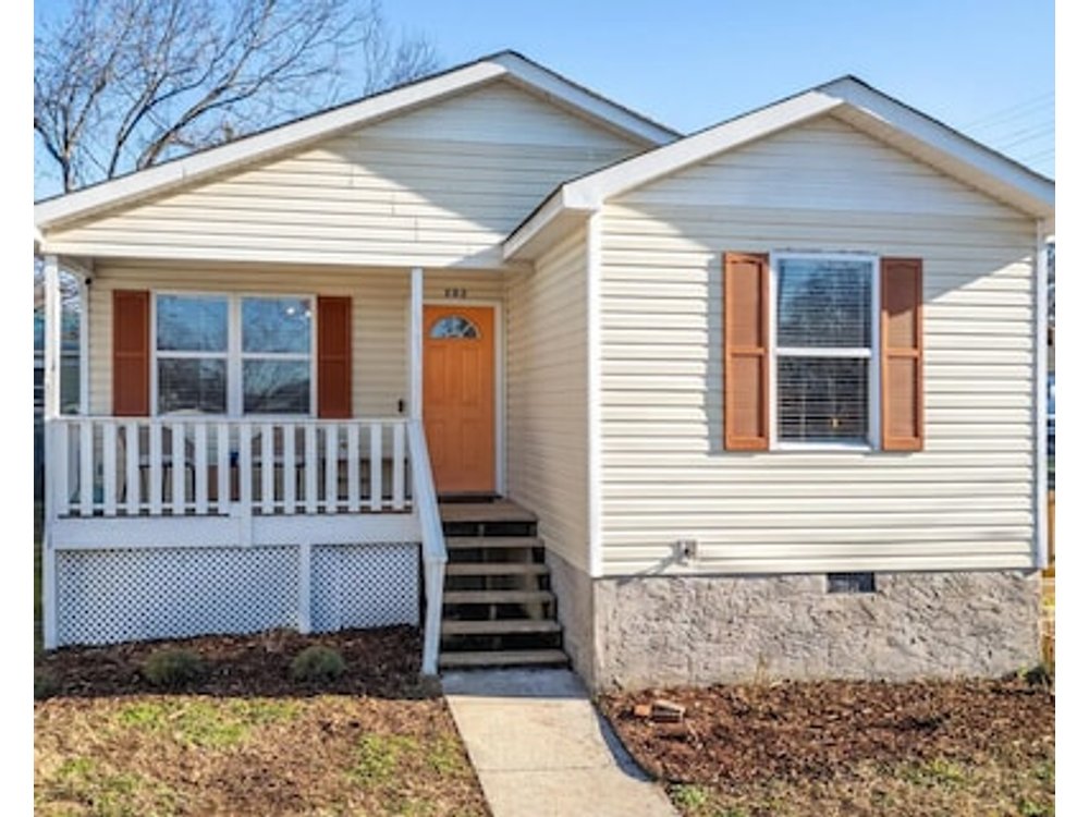 Trendy Downtown Cottage - 3br Pets Welcome!