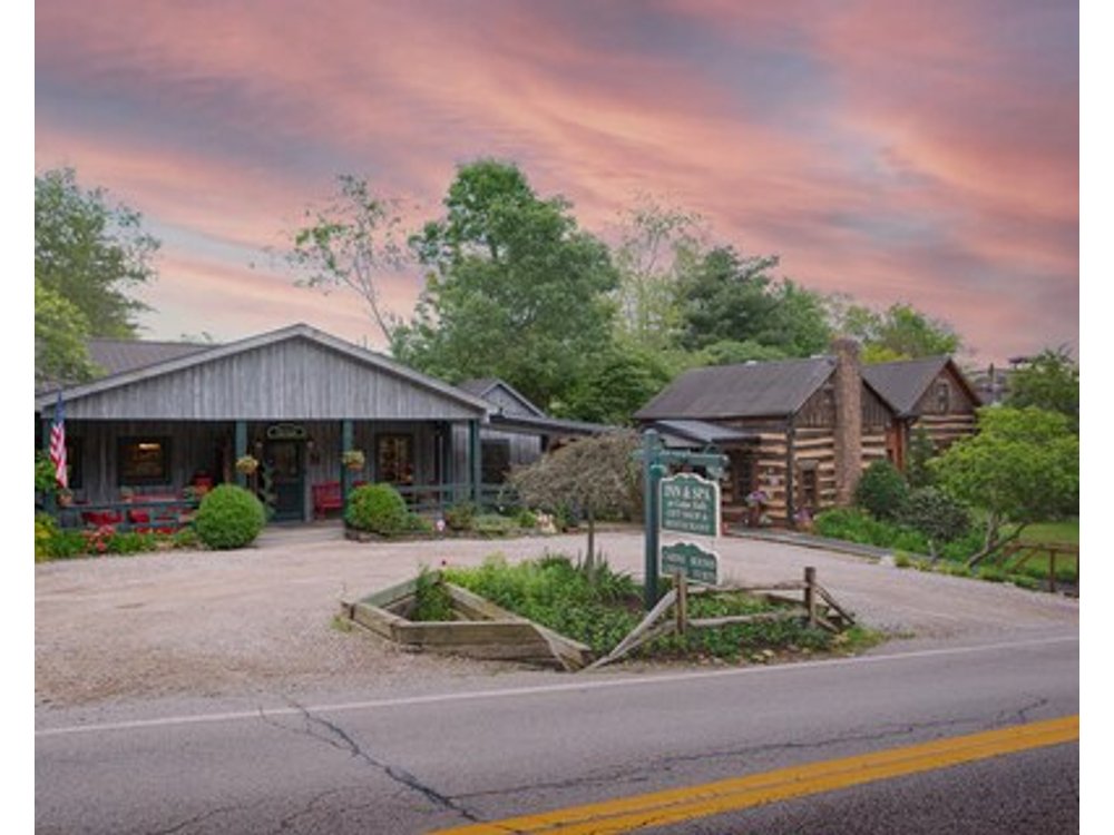 Bluebell Cottage At The Inn & Spa At Cedar Falls