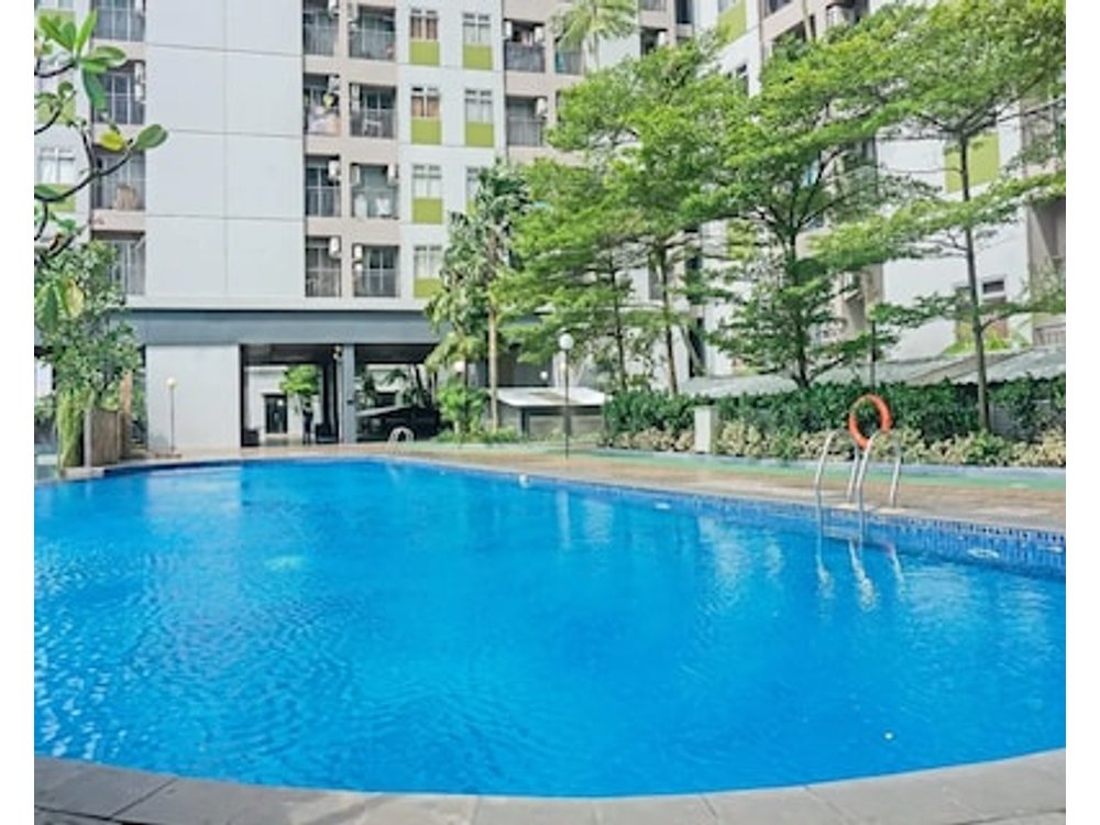 OYO Life 93044 Green View Residence