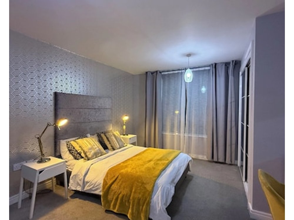2Bed Apartment in Birmingham City Centre with Free Parking and City View