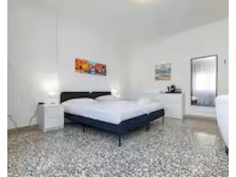 Double room in Mestre near Venice Wi-Fi and self check-in