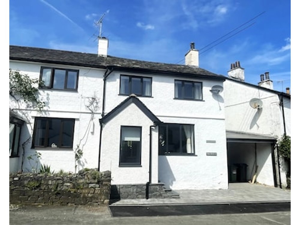 Glen Cottage - Sleeps 4 Guests In 2 Bedrooms