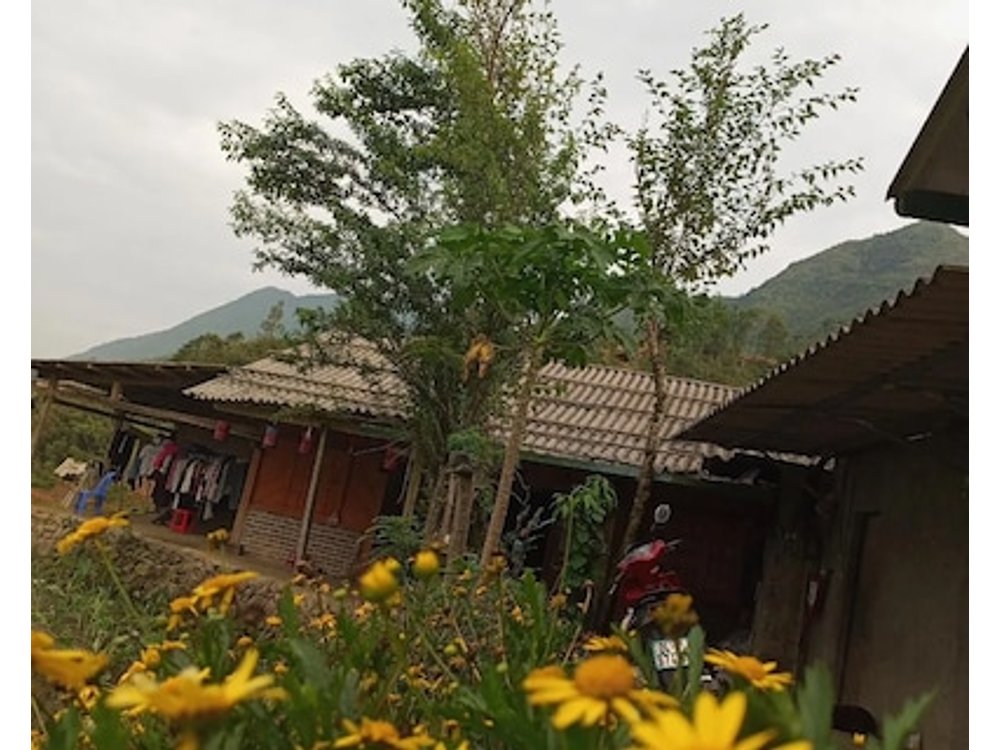 Black Hmong Sapa Homestay Family