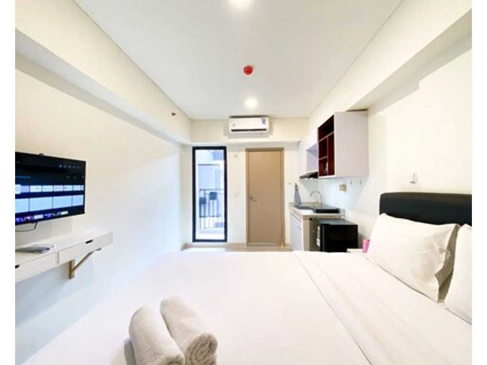 Homey And Simply Look Studio Meikarta Apartment