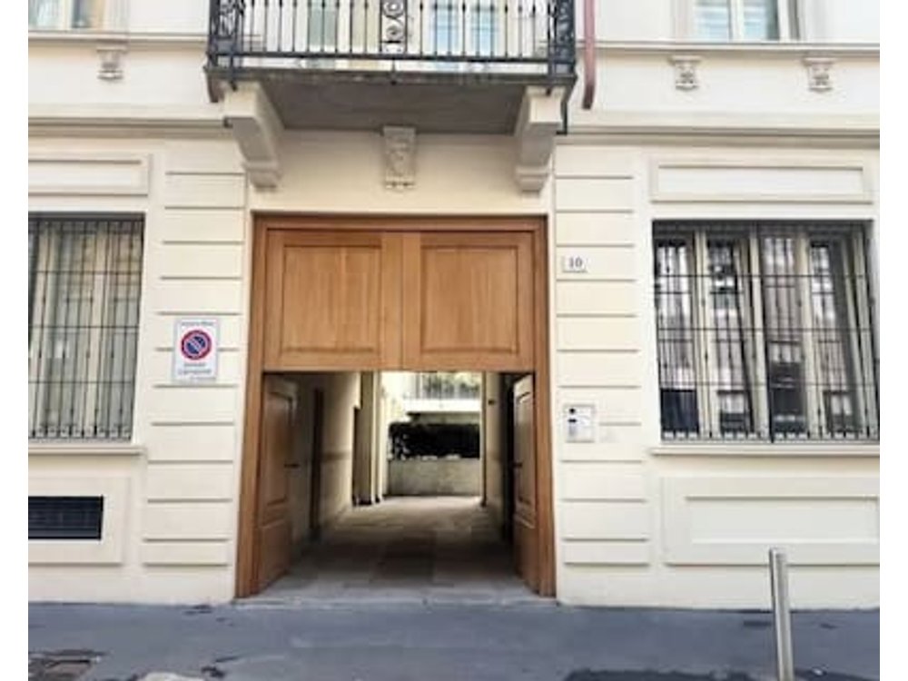 A Casa di Imma - Luxury Penthouse with Private Terrace in the Heart of Milan
