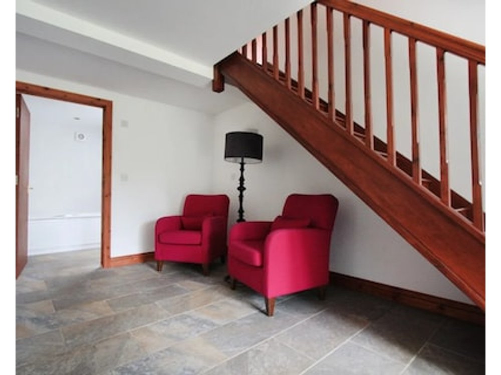 A Nicely Presented Friendly Comfortable Cottage