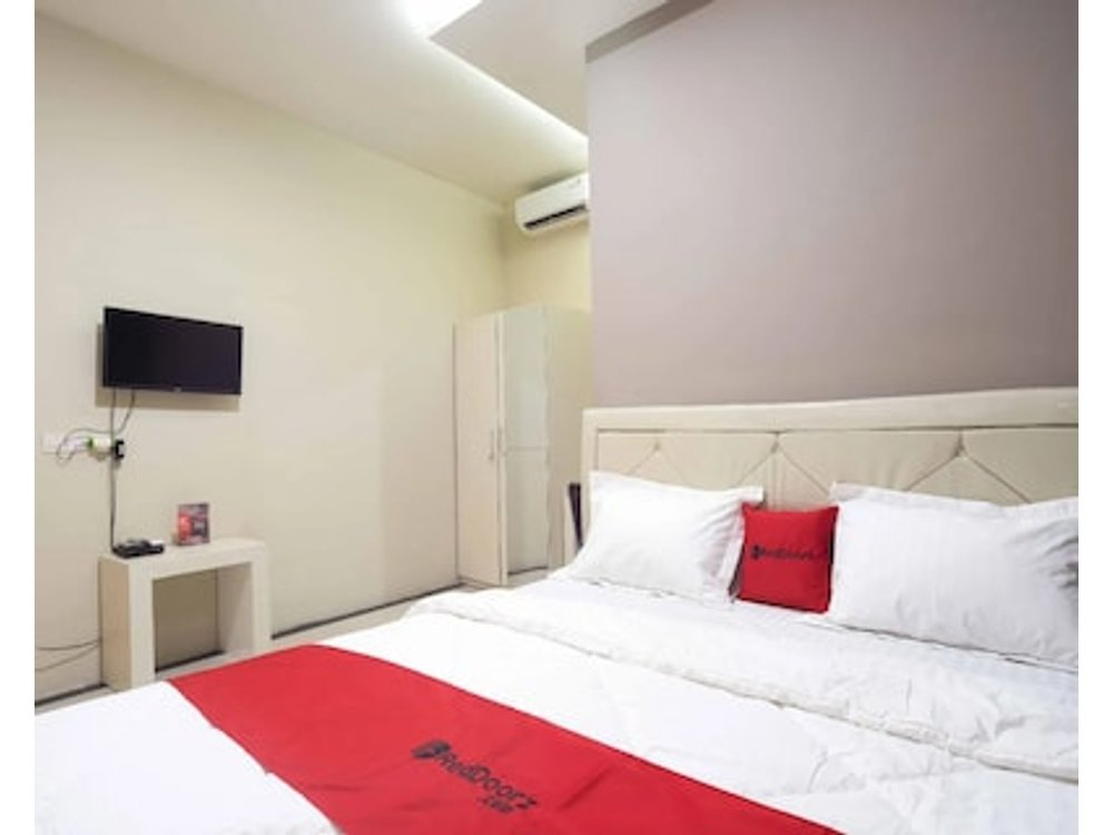 RedDoorz near IPB Dramaga Bogor