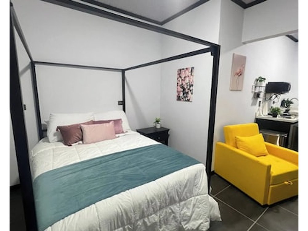 Cozy 1-Bedroom Apartment In Central Alajuela