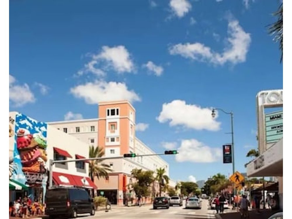 The Miami Tropic Suite•Private Stay+Free Parking In the Heart of Miami