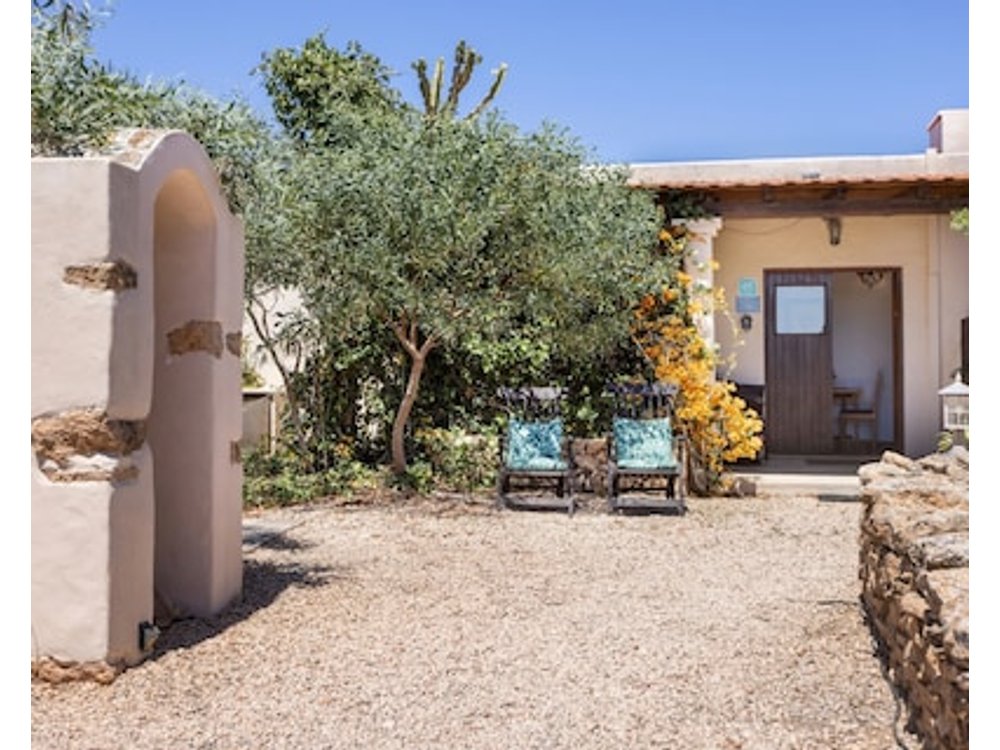 Cottage 'Mussenya 1' with Balcony Wi-Fi and Air Conditioning