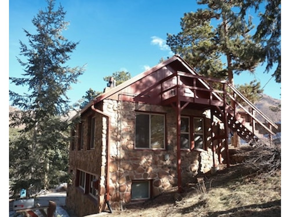 Stone Cottage W/ Artisan Design In Cascade