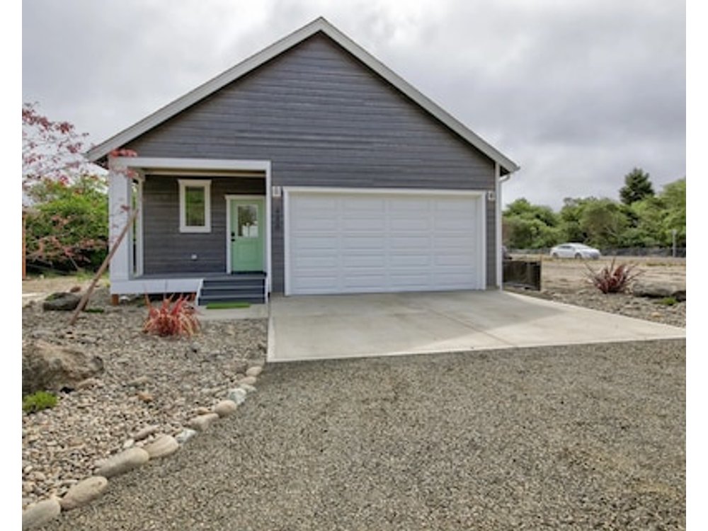 Queen Tide Cottage - Oyhut Bay Seaside Village