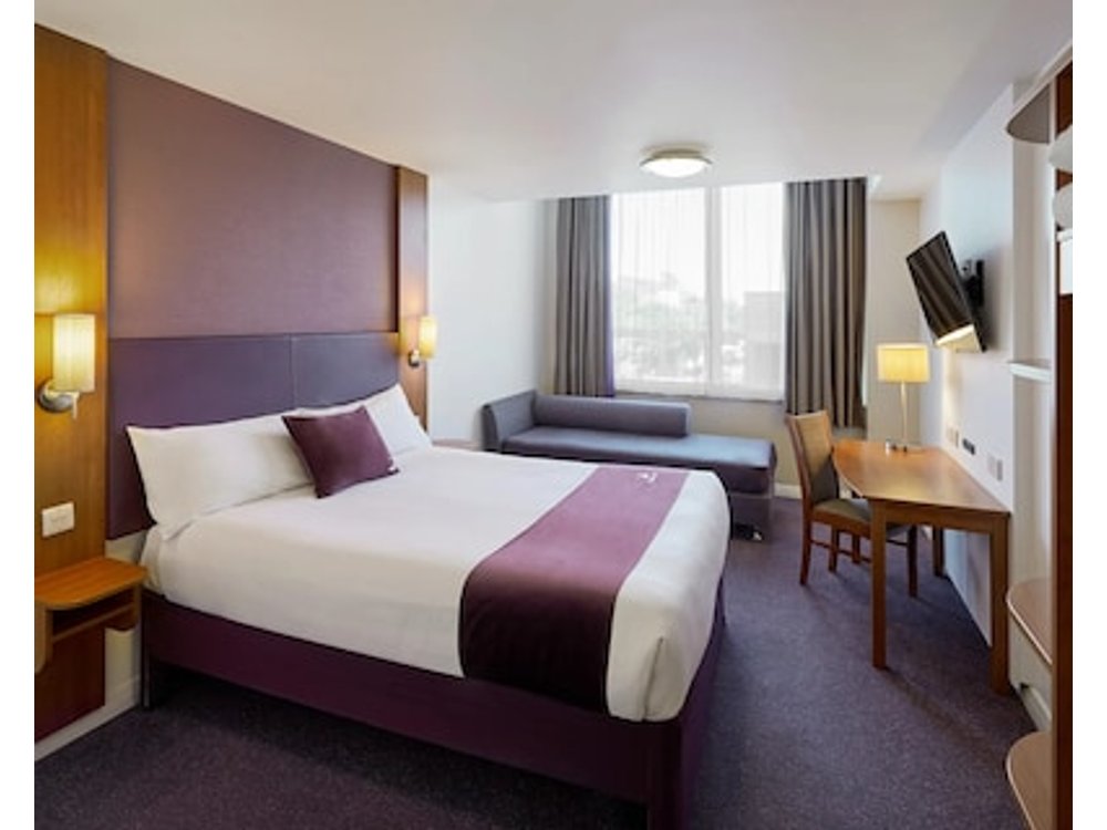 Premier Inn Barry Island Cardiff Airport hotel