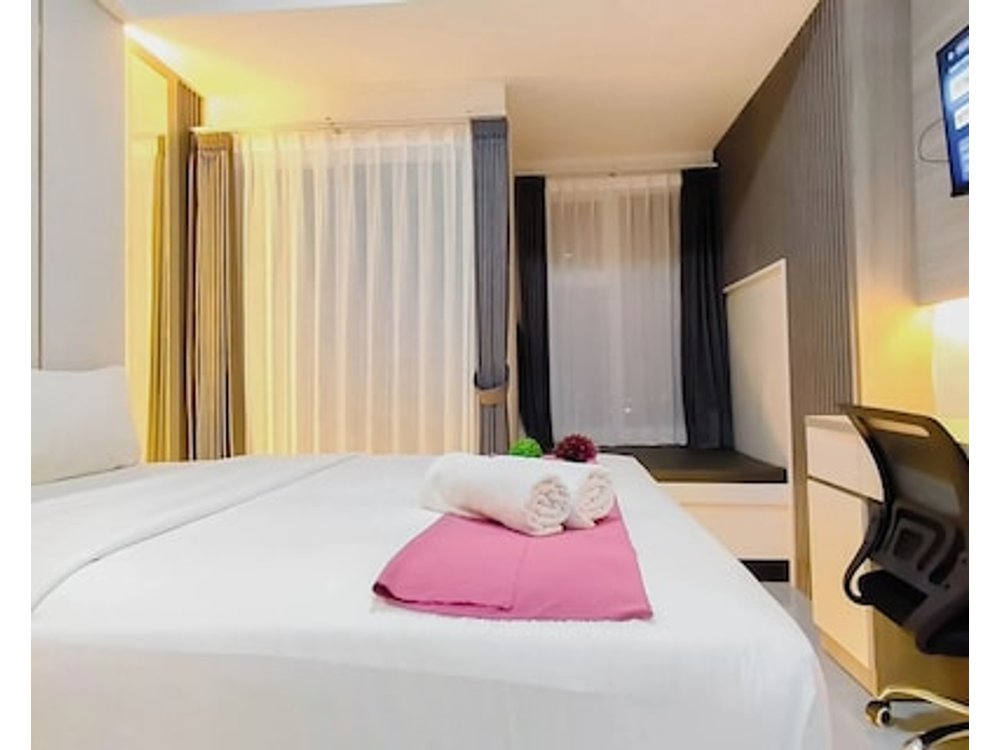 Stylish Light Gray Touch Studio At Westown View Surabaya Apartment