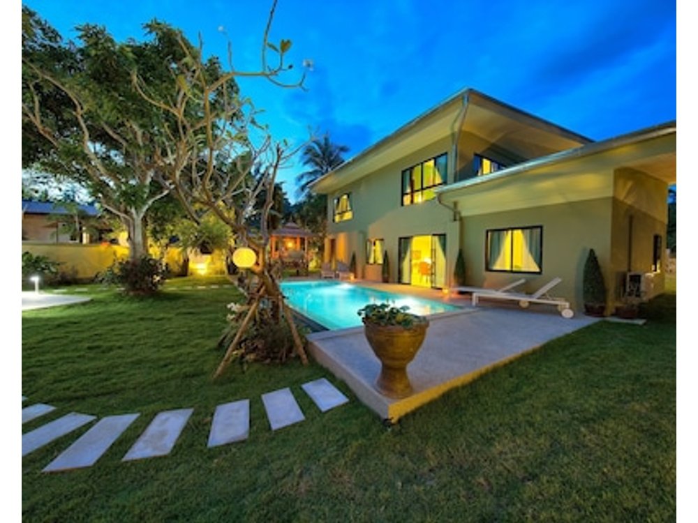 Private Villa With Pool. Baan Suaan Serenity.4 Bedroom Tropical Hide-away