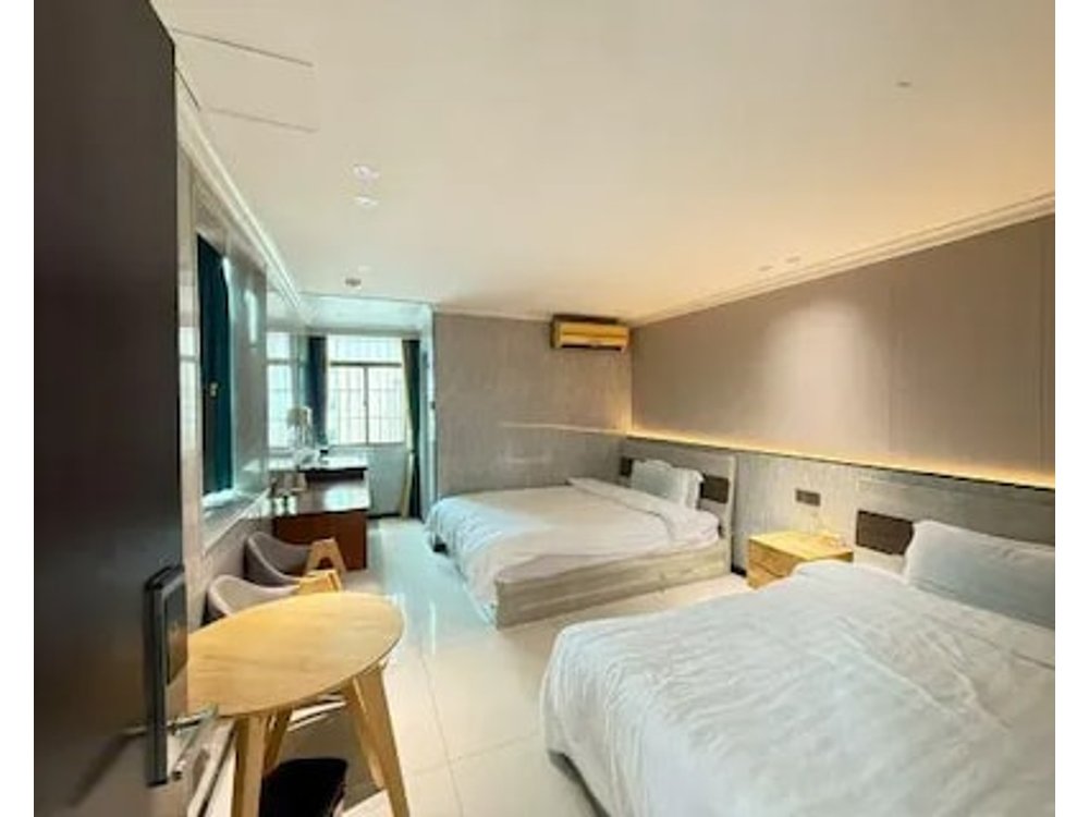 Blue Ocean Apartment (Shenzhen International Exhibition Center Tangwei Subway Station)