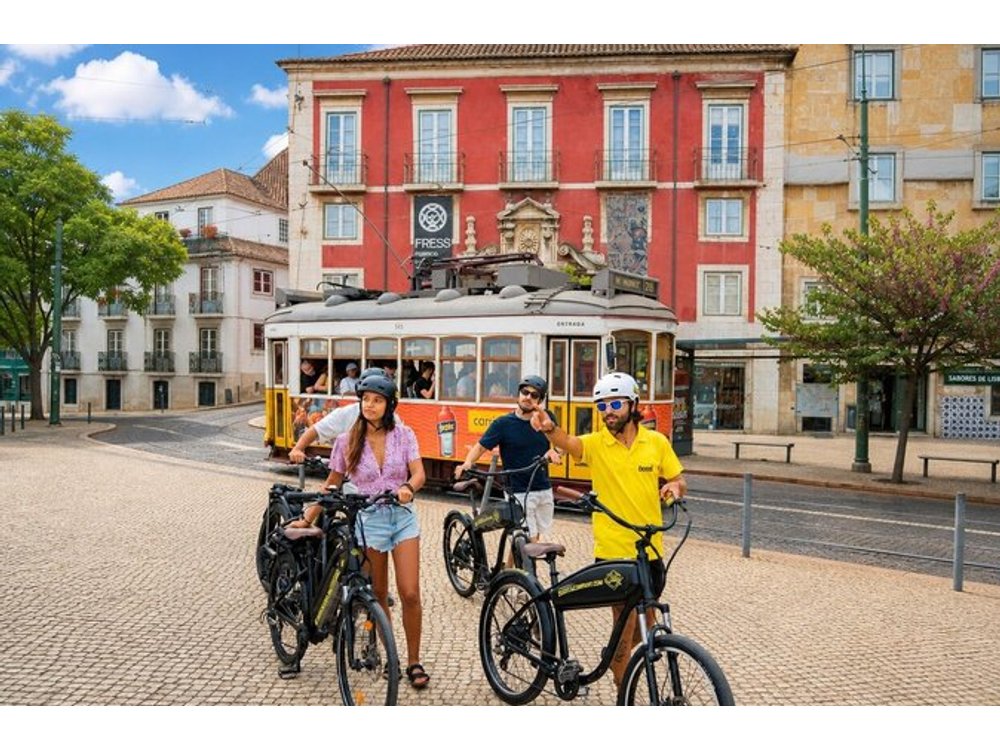 Lisbon E-Bike Tour Commerce Square, Mouraria and Alfama
