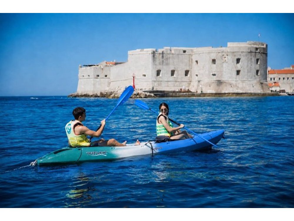 Dubrovnik Kayak Rental on Banje Beach