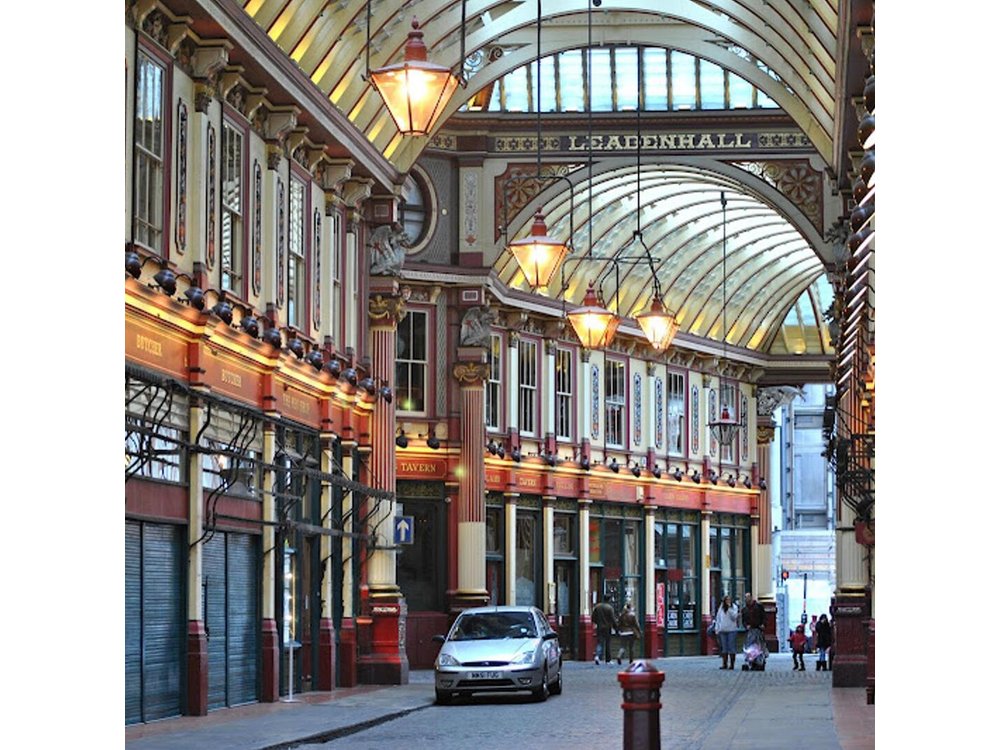 Movie Hot Spot Walking Tour of London