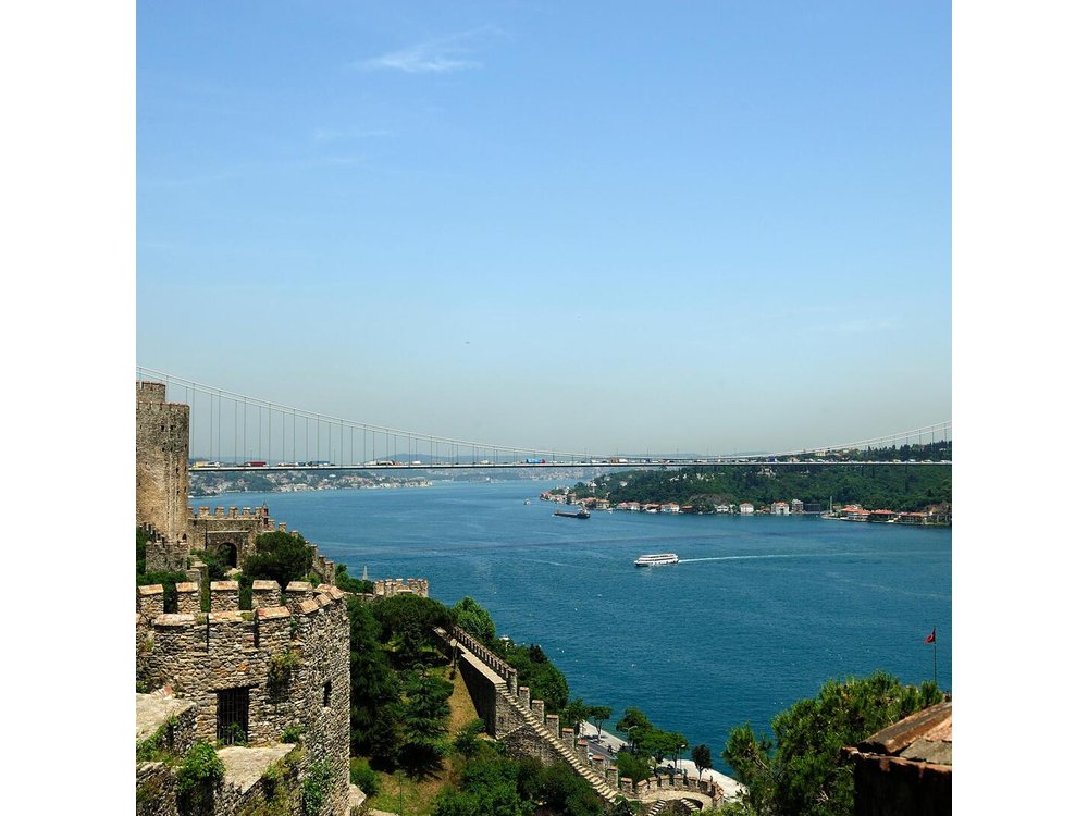 Istanbul Afternoon Bosphorus Cruise with Asian Side Stop
