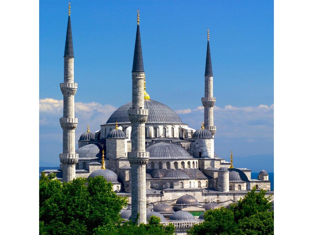 Istanbul Historical Tour with Guide, Lunch and Transfers