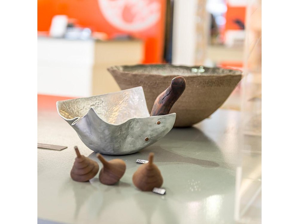Athens Half Day Small Group Shopping Tour