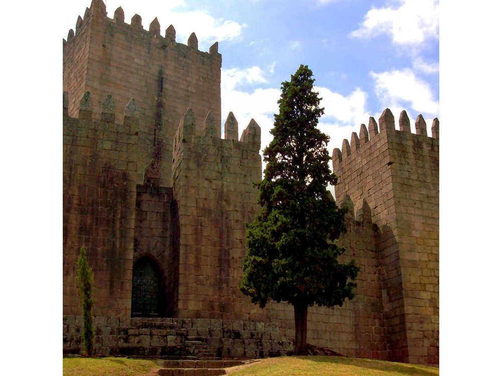 Braga and Guimarães Small Group Tour with Lunch From Porto