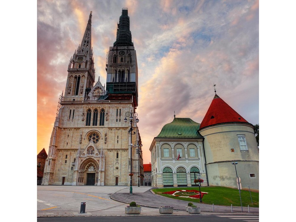 Zagreb BIG Tour - Our Signature Walking & Panoramic Tour