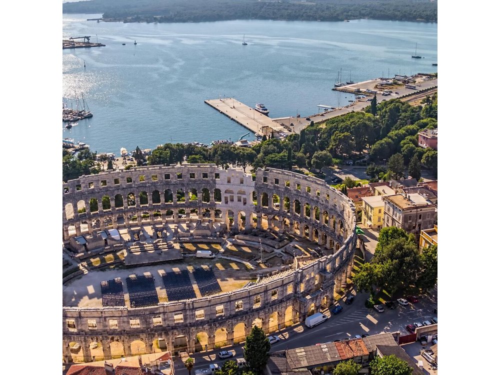 Day trip to Poreč and Pula with lunch from Rovinj