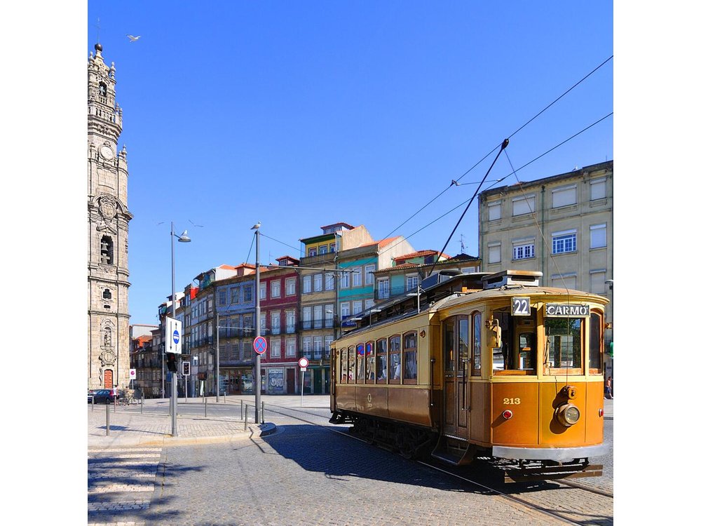 Porto: Small-Group Walking Tour of the Historic Center