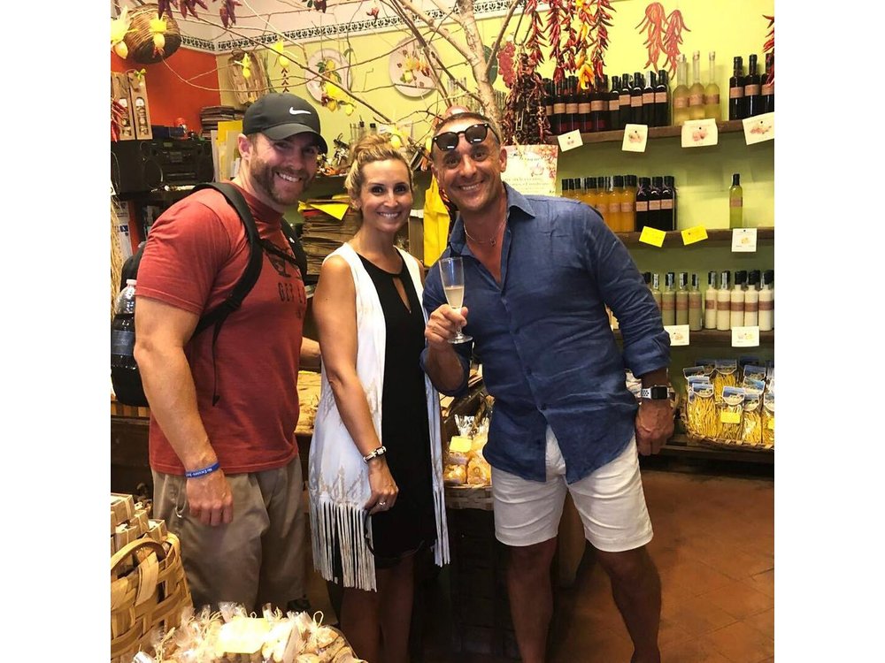 Sorrento Stress-Free Food and Walking Tour with a Local Guide