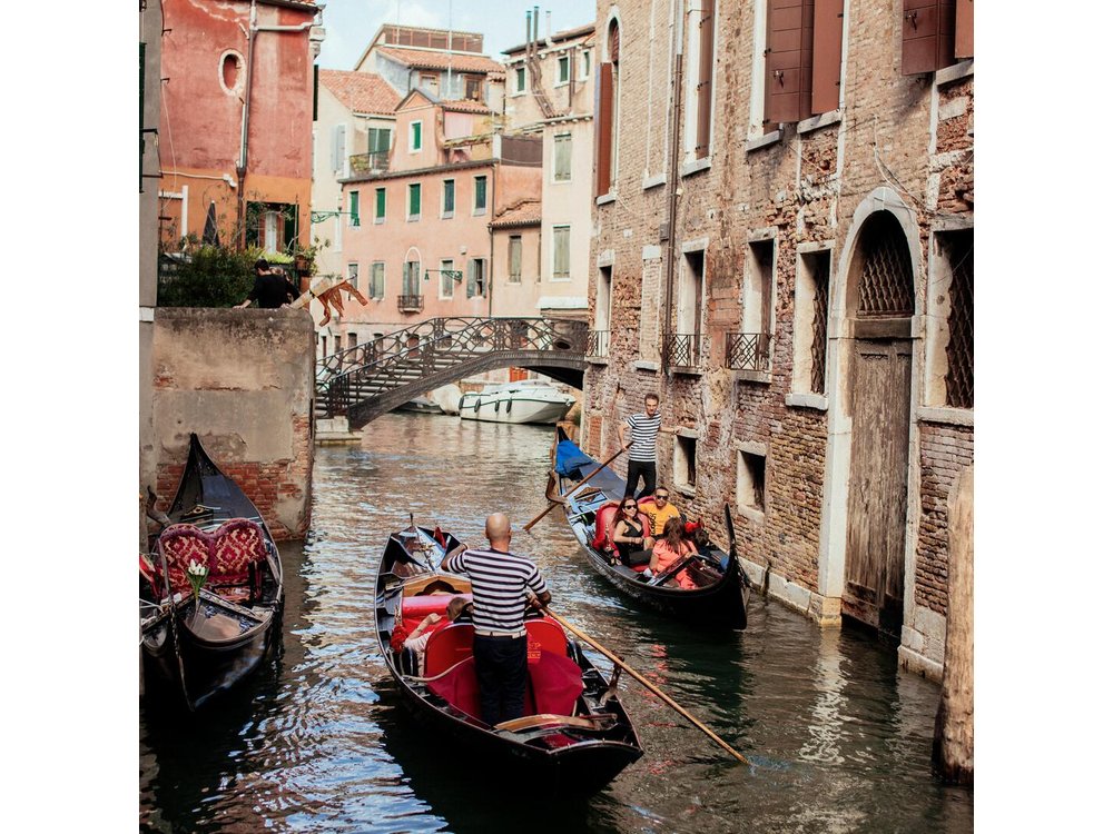 Highlights & Hidden Gems With Locals: Best of Venice Private Tour