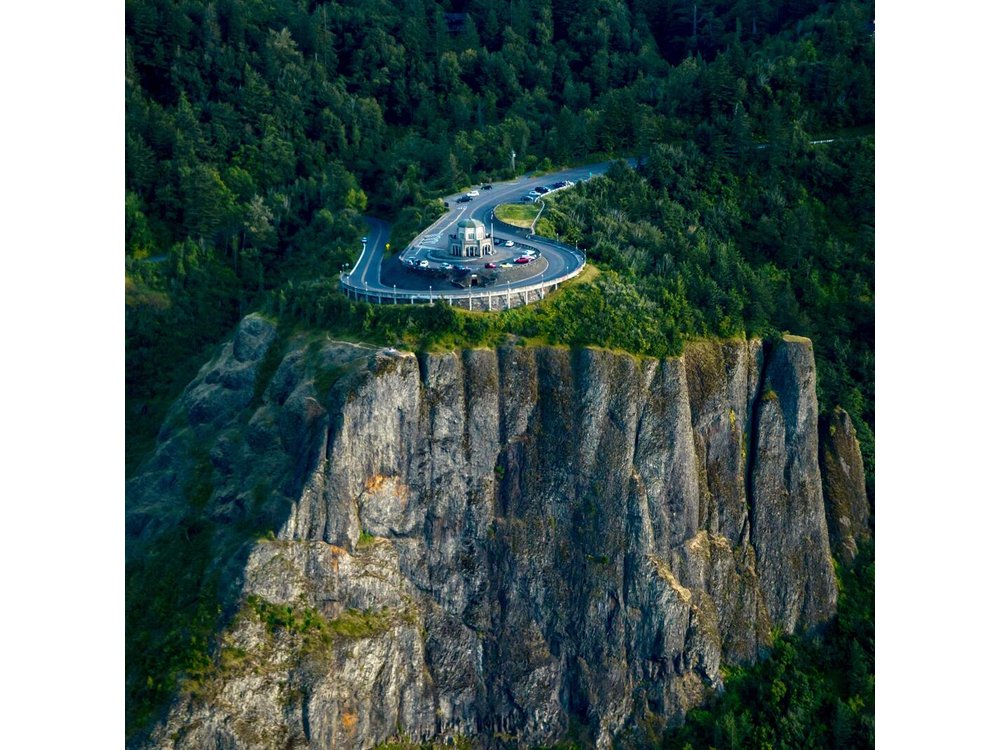 Stunning Air Tour of the Columbia River Gorge by Envi Adventures