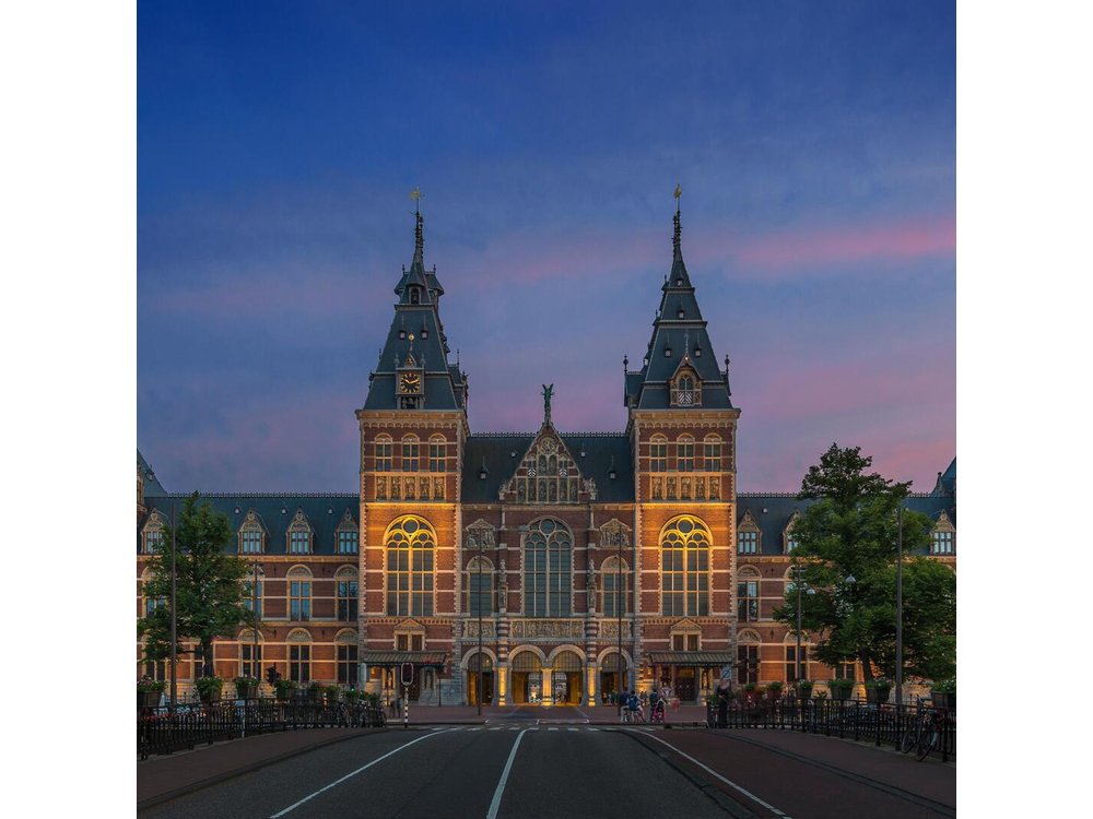 Rijksmuseum Amsterdam and Canal Cruise with Snackbox