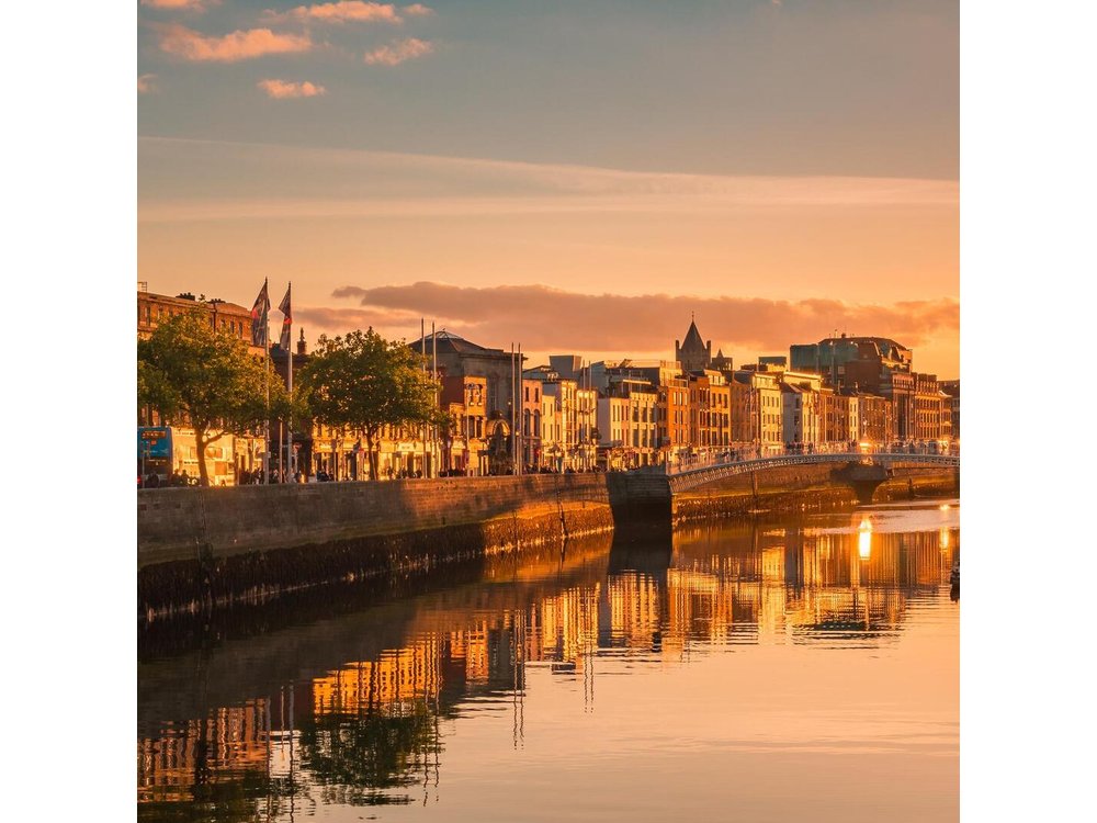 Dublin City Private Award Winning Luxury Car Tour