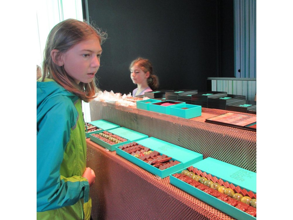 Paris Sweet & Chocolate Family Treasure Hunt