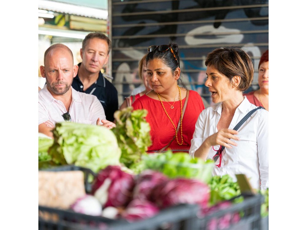 Market Tour and Dining at a Local's Home in Venice