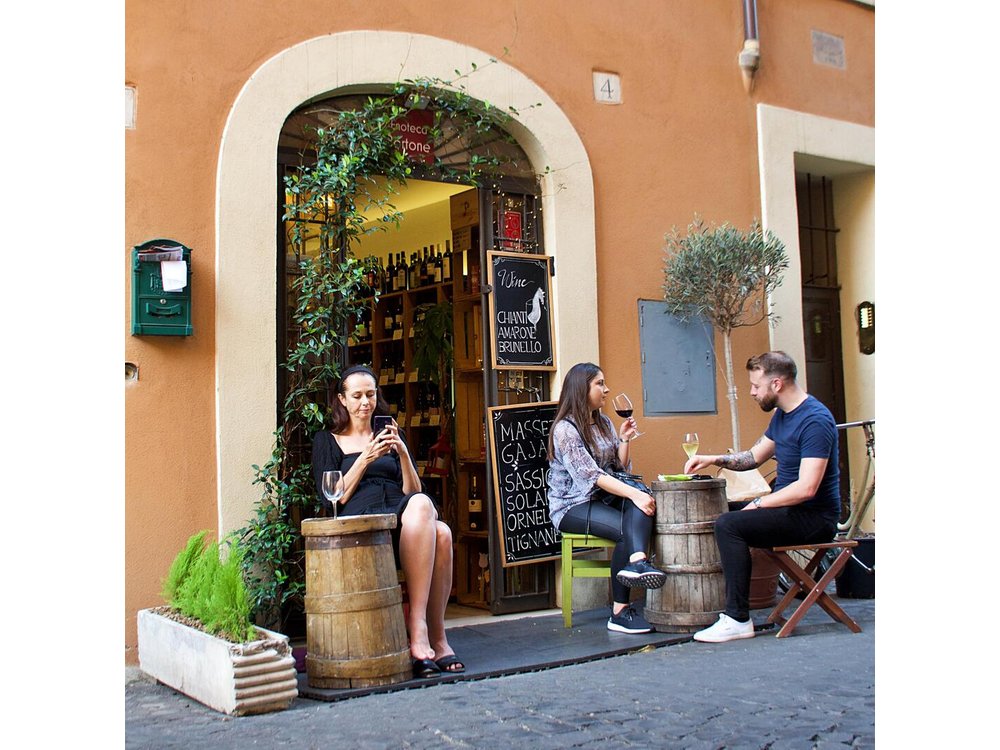 Private Wine Tasting in Rome with Delectable Meats and Cheeses