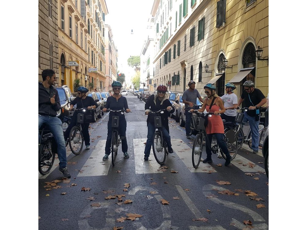 Rome: Rental Bicycle 24 Hours
