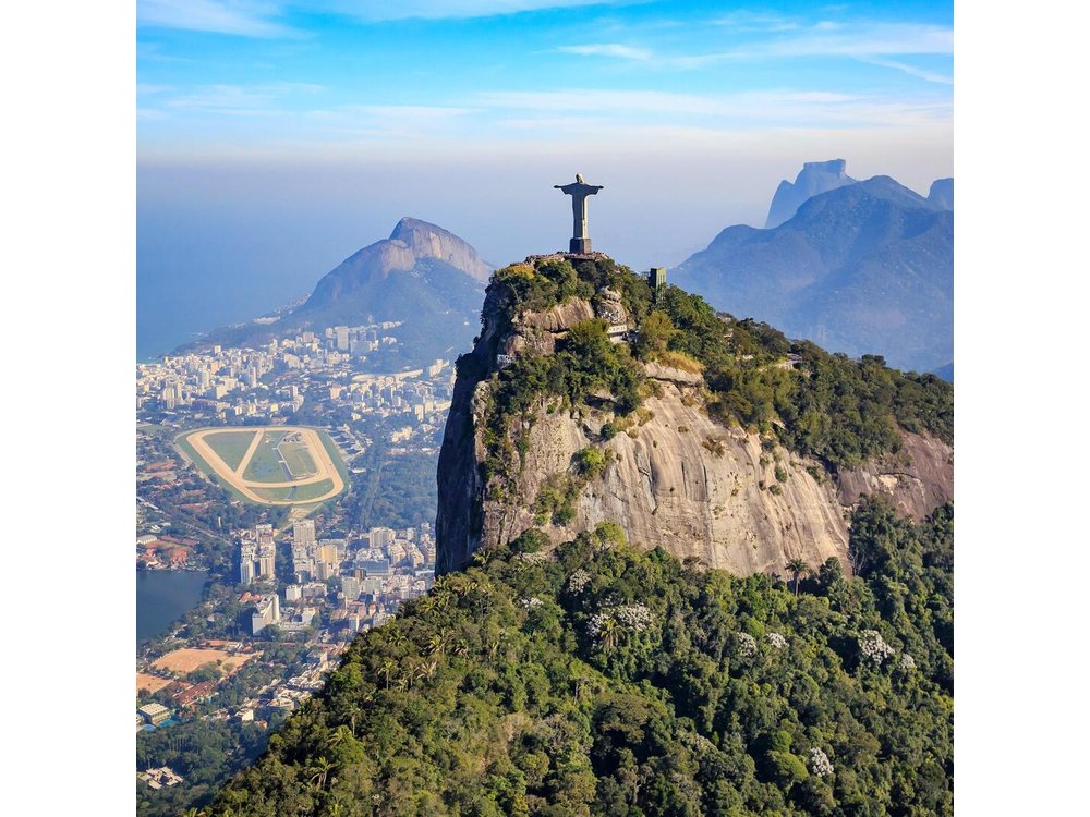 Private 45 min Helicopter Tour in Rio de Janeiro for 3 people