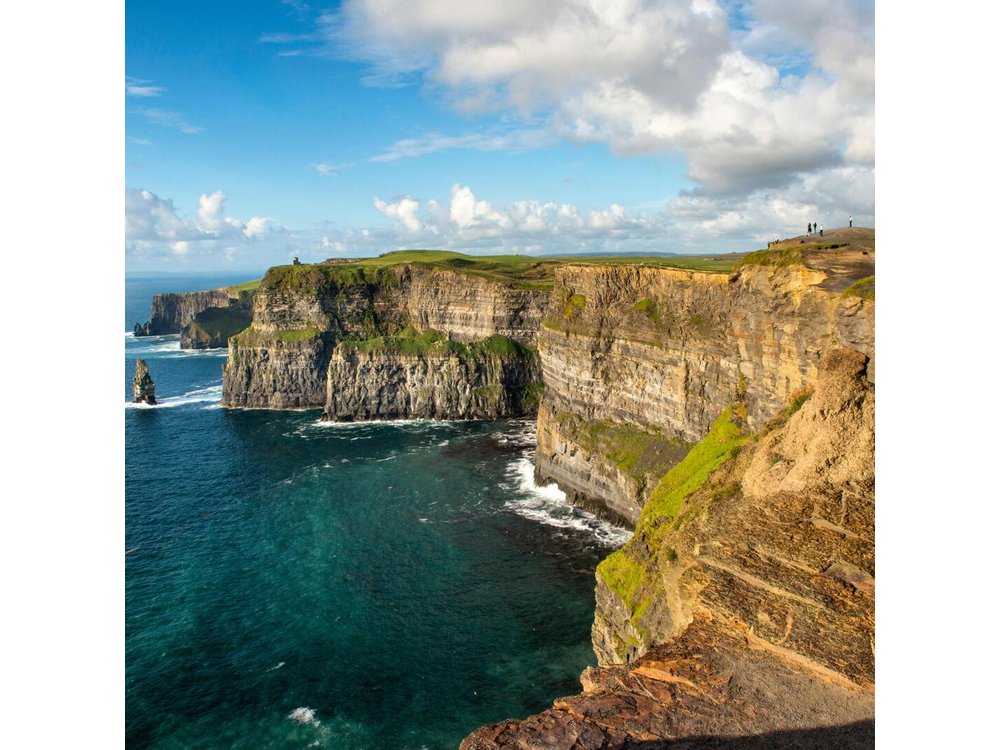 3-Day Cliffs of Moher, Connemara and Aran Islands Rail Tour from Dublin