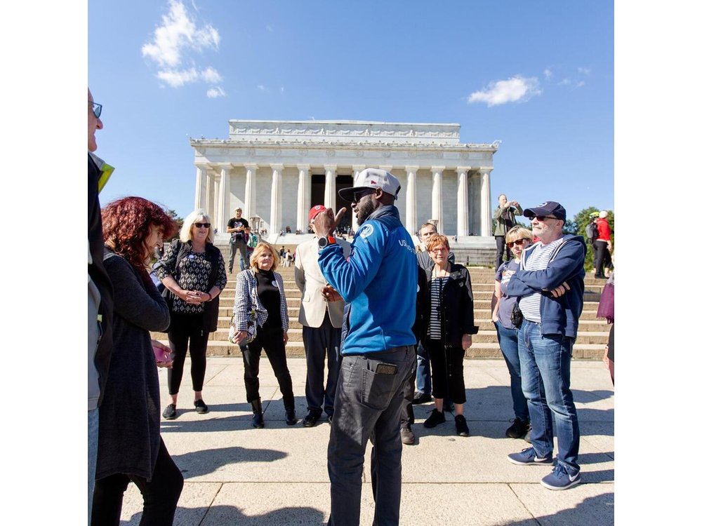 Washington DC Memorials and Monuments Day Tour With 10+ Stops