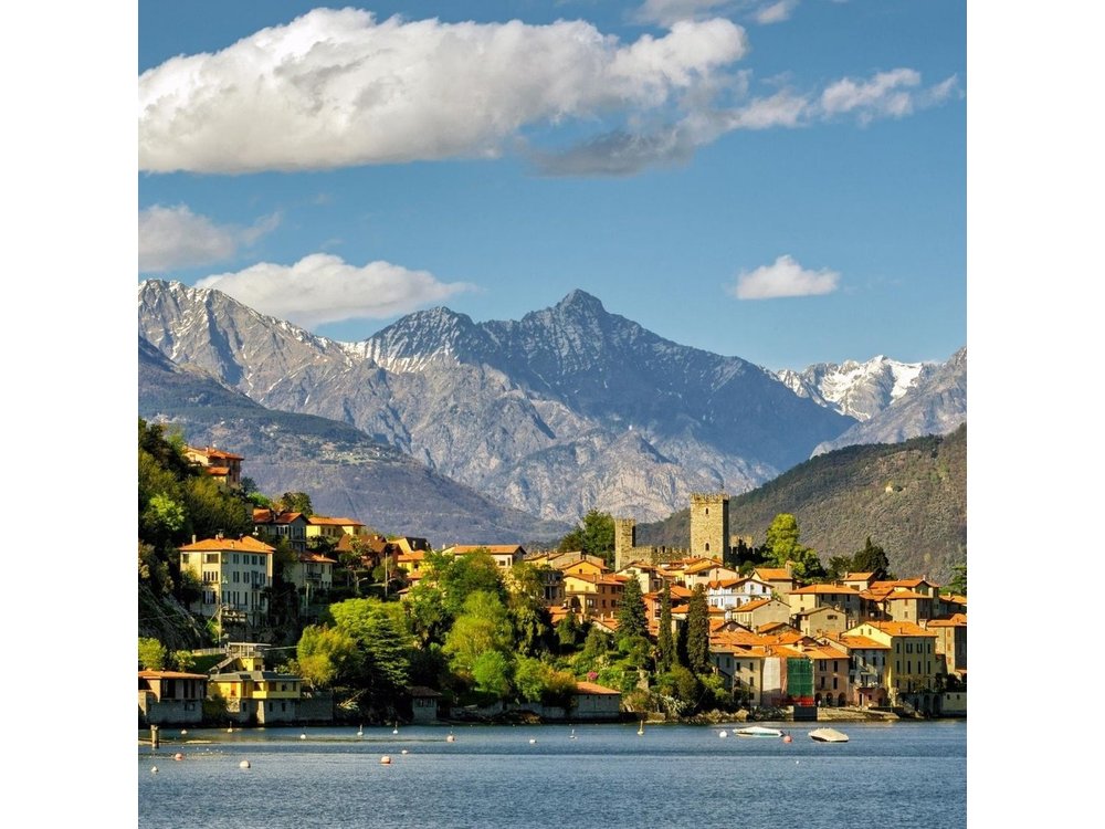 Lake Como Day Trip from Milan by Train: Private & Personalized