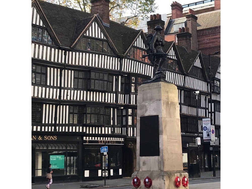 London Quest: Chasing Dickens Through Victorian London