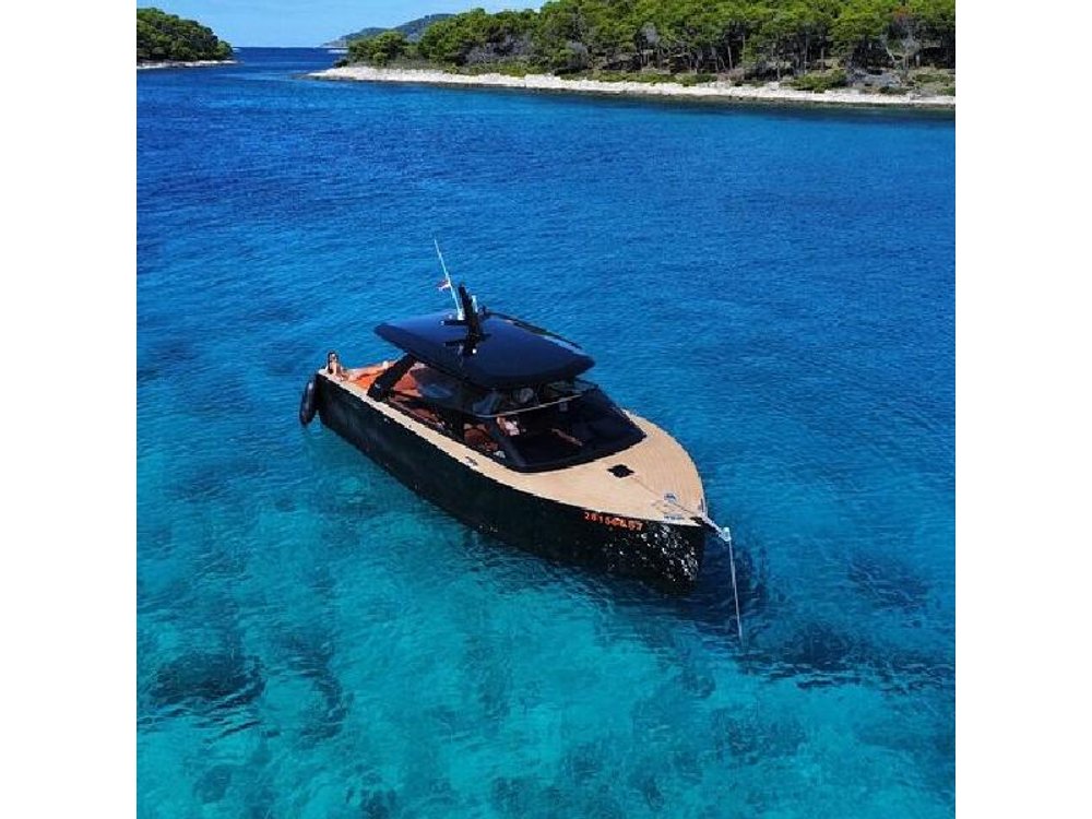 Full Day Escape with Colnago 35 Sightseeing Tour in Split