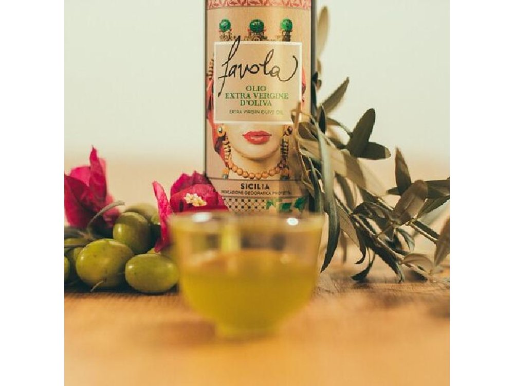 Olive oil tasting in Syracuse, Sicily - Evoo Tour
